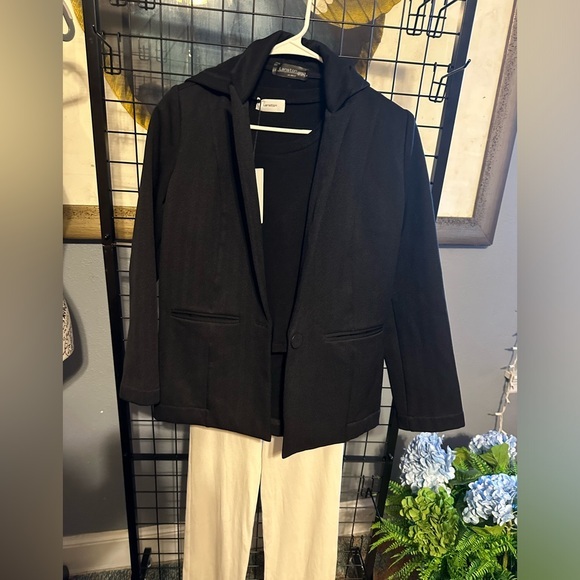 Lanston NWT sports loungewear jacket coat. Black. Revolve brand - Picture 1 of 8